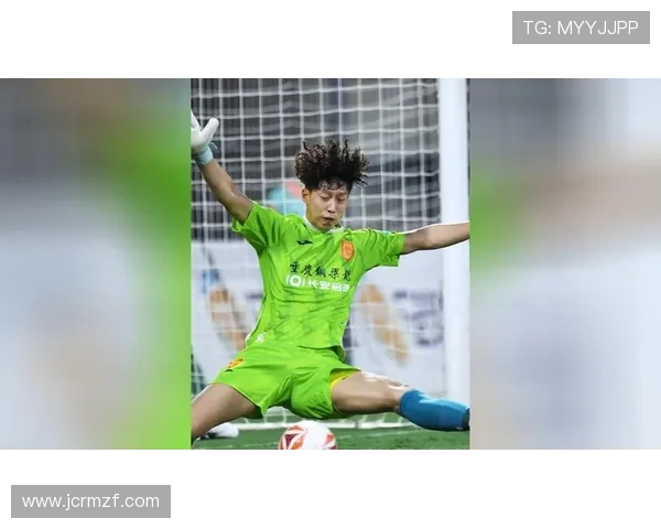 踢球者乌尔比希伤情待查少年门将或首秀